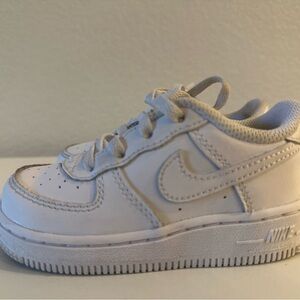 Like new toddler size 7c Air Force ones